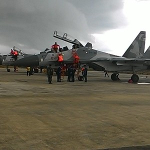 Pesawat Tempur Jenis Sukhoi Disiagakan di Lanud Tipe C Tarakan, Untuk Menjaga Kemanan Teretorial Perbatasan Indonesia (Kaltara) dengan Malaysia. (run)