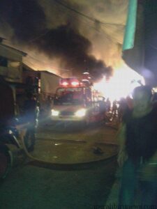 Ratusan Kios di Pasar Inhutani Kabupaten Nunukan Ludes Terbakar