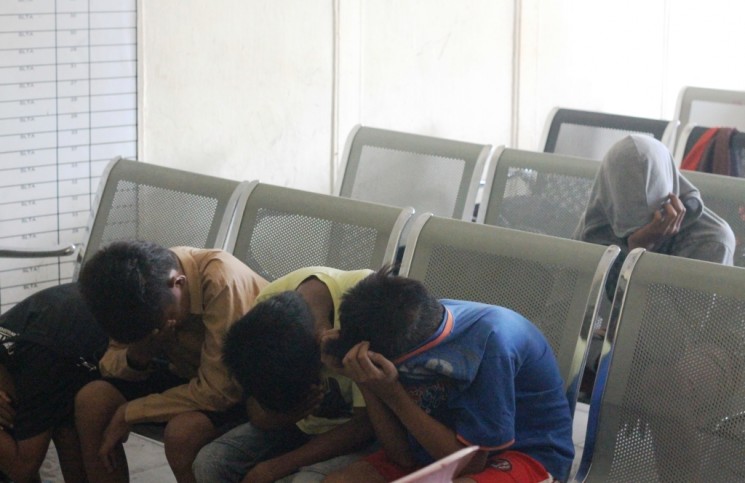 Mengancam Keselamatan, Satpol PP Tarakan Mengamankan 12 Anak Loper Koran