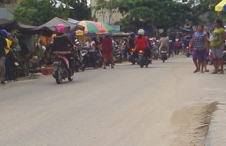 Walikota Tarakan sikapi keberadaan pasar dadakan Kampung Bugis.