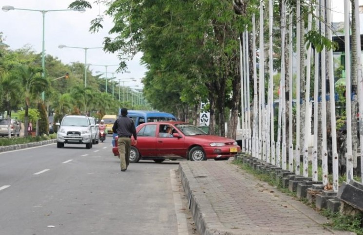 PKL dan Parkir Liar Ditertibkan Untuk Optimalkan Jalan Nasional