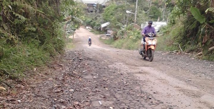 Perbaikan Jalan RT 2 Mamburungan DPUTR Siapkan 1 Milyar