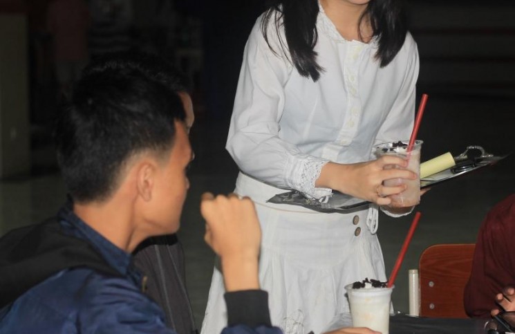 Cafe bernuansa jadul hadir di SMA 1, Kok Bisa?