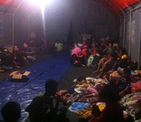 BPBD Bangun 2 Tenda Tampung Korban Kebakaran
