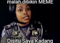 Meme Polwan Disitu Kadang Saya Merasa Sedih