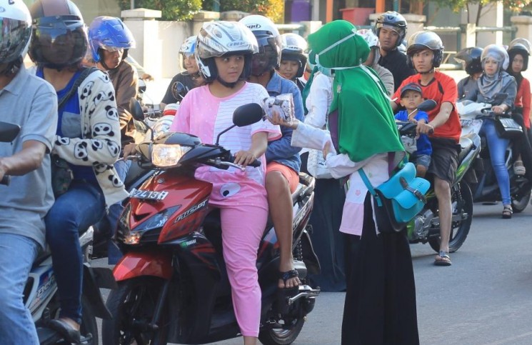 KAMMI : 14 Februari bukan hari kasih sayang, tapi hari menutup aurat