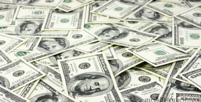 OJK: Jika Rupiah Terus Melemah, Lima Bank Nasional Terhantam Dollar AS