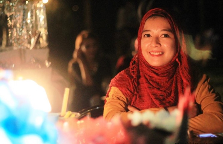 Andi Devi Agista, tidak dapat dipisahkan dengan Henna