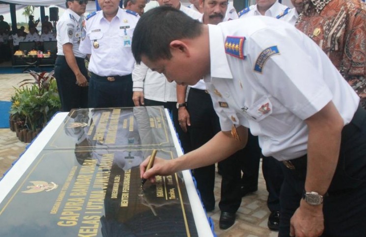 Kemenhub tambah anggaran bangun infrastruktur, Pembebasan lahan area pembangunan diminta selesai