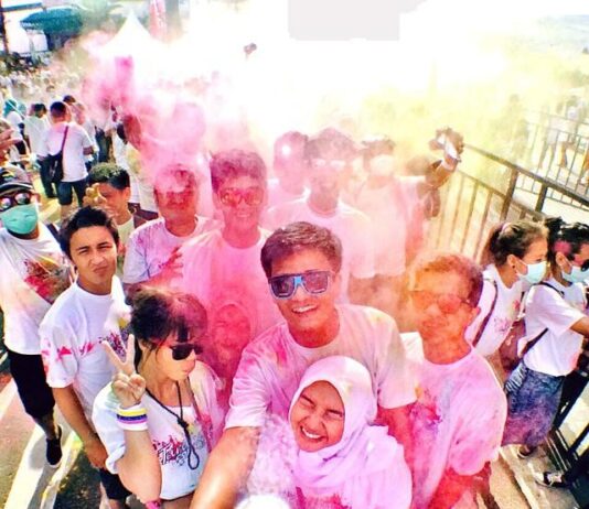 Color Run, Ajang ber”selfie” ria kawula muda di Tarakan