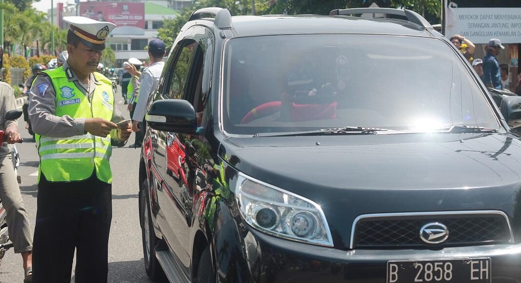 Awas! Polisi bakal tilang pengendara mobil tidak pakai sabuk pengaman