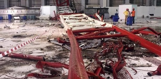 Foto Crane Jatuh Di Masjidil Haram