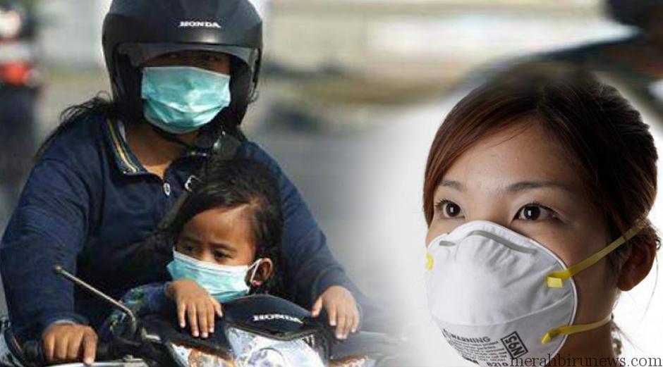 Inilah Cara Menggunakan Masker Bedah Hijau Yang Tepat Untuk Pencegahan Dampak Kabut Asap
