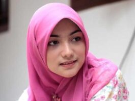 Buat Gaya Hijabmu Makin Keren dengan Tips Hijab Segitiga