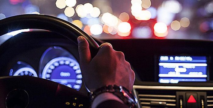 Tips Aman Naik Mobil Agar Selalu Selamat Saat Berkendara tips aman naik mobil