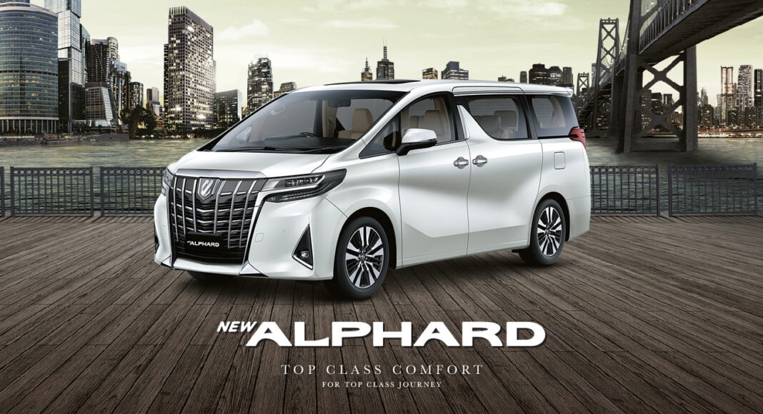 Ada 3 Jenis Mobil MPV Buatan Toyota, Apa Saja Bedanya? foto mobil alphard toyota